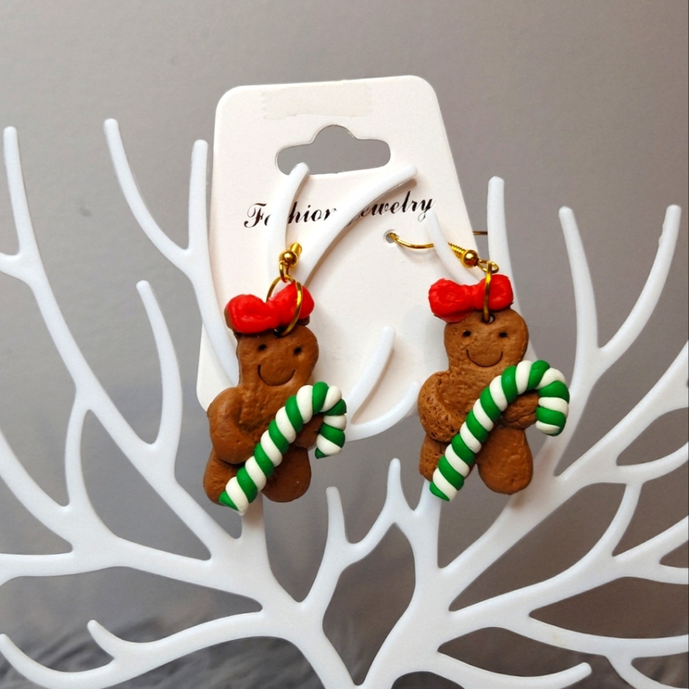 🎄Gingerbread Girl Christmas Holiday Earrings Red Bow Tie Green/White candy Cane